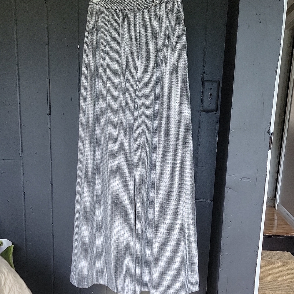 SO Wide Leg Pants in Black and White